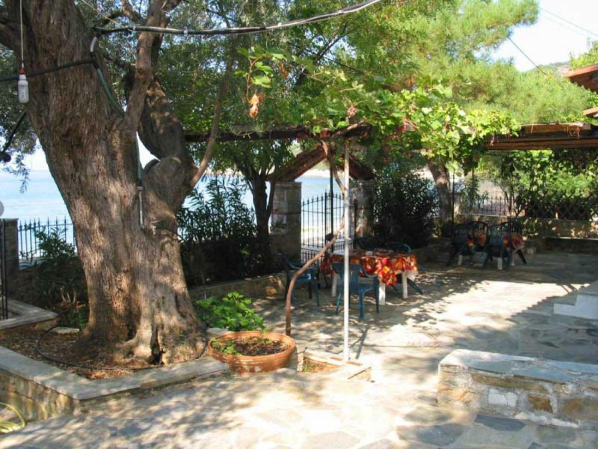 Niki House Apartment Chorto Exterior photo